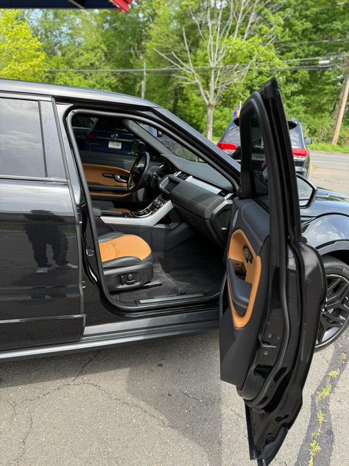 2017 Land Rover Range Rover Evoque 5 Door HSE Dynamic, available for sale in Windsor Locks, Connecticut | JANNA MOTORS LLC. Windsor Locks, Connecticut 2017 Land Rover Range Rover Evoque 5 Door HSE Dynamic, available for sale in Windsor Locks, Connecticut | JANNA MOTORS LLC. Windsor Locks, Connecticut