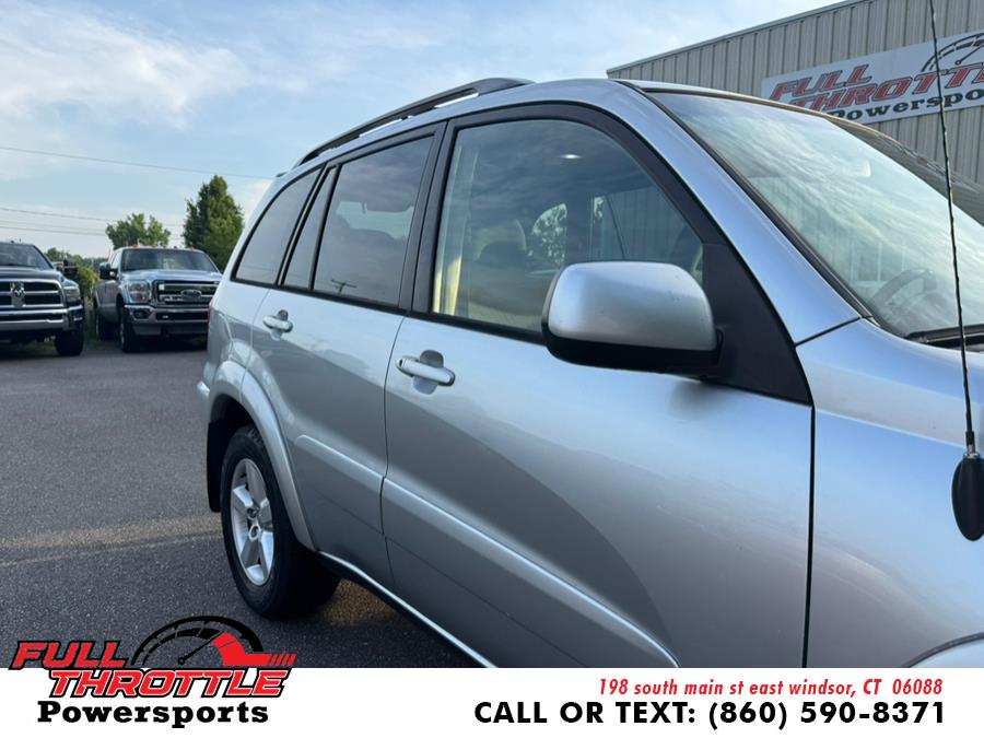 2005 Toyota RAV4 4dr Auto 4WD, available for sale in East Windsor, Connecticut | Full Throttle Power Sports LLC. East Windsor, Connecticut 2005 Toyota RAV4 4dr Auto 4WD, available for sale in East Windsor, Connecticut | Full Throttle Power Sports LLC. East Windsor, Connecticut