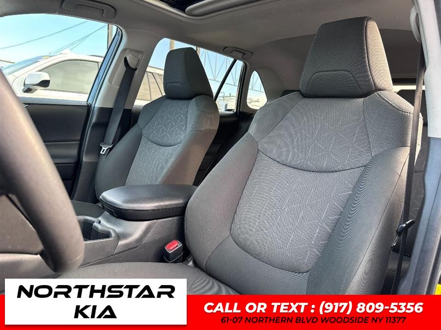 2022 Toyota Rav4 XLE, available for sale in Woodside, New York | Northstar Kia - Used Cars Super Center. Woodside, New York 2022 Toyota Rav4 XLE, available for sale in Woodside, New York | Northstar Kia - Used Cars Super Center. Woodside, New York
