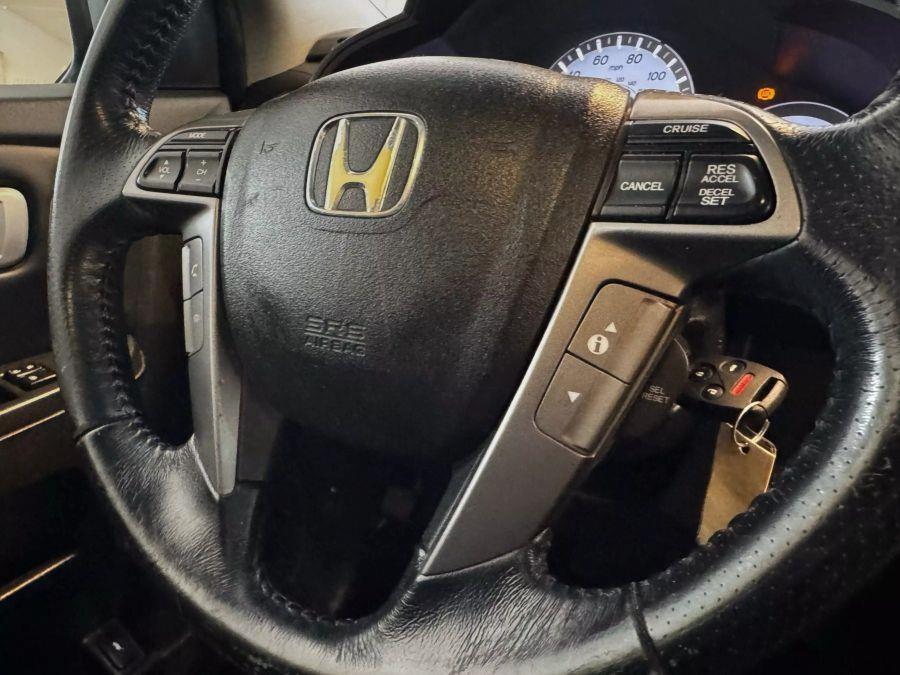2012 Honda Pilot Touring Sport Utility 4D, available for sale in Santa Ana, California | K&T Motor LLC. Santa Ana, California 2012 Honda Pilot Touring Sport Utility 4D, available for sale in Santa Ana, California | K&T Motor LLC. Santa Ana, California