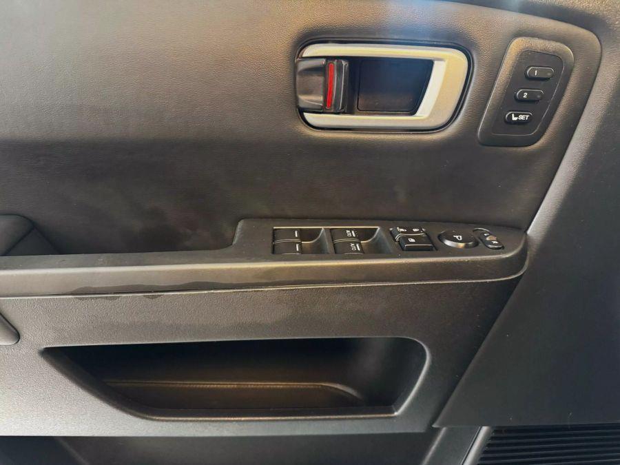 2012 Honda Pilot Touring Sport Utility 4D, available for sale in Santa Ana, California | K&T Motor LLC. Santa Ana, California 2012 Honda Pilot Touring Sport Utility 4D, available for sale in Santa Ana, California | K&T Motor LLC. Santa Ana, California