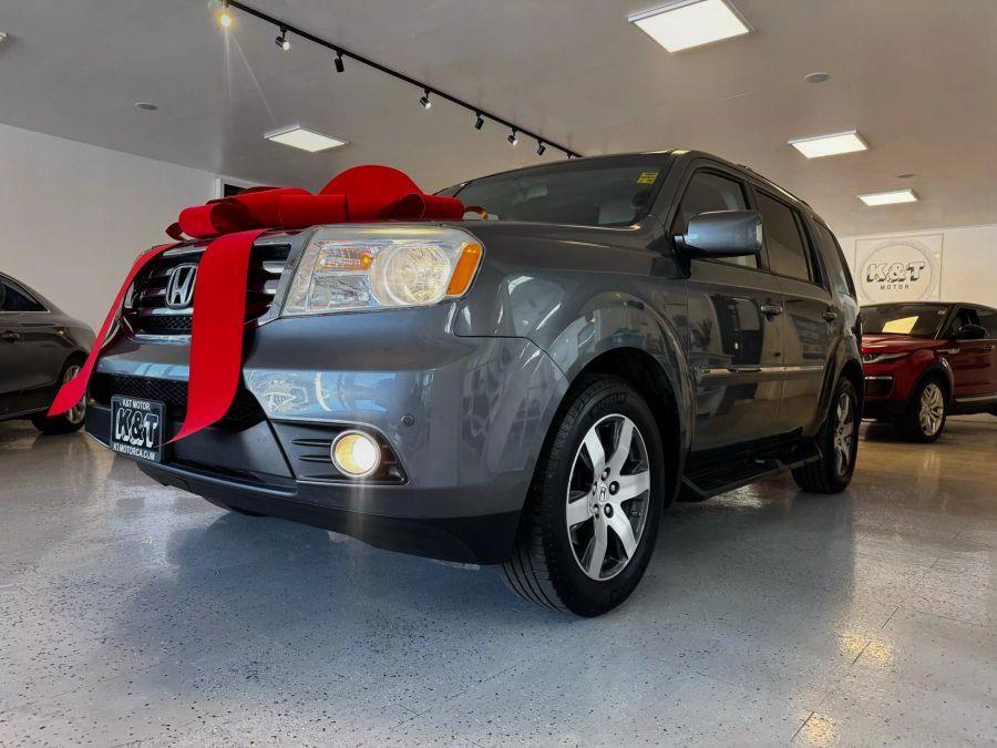 2012 Honda Pilot Touring Sport Utility 4D, available for sale in Santa Ana, California | K&T Motor LLC. Santa Ana, California 2012 Honda Pilot Touring Sport Utility 4D, available for sale in Santa Ana, California | K&T Motor LLC. Santa Ana, California