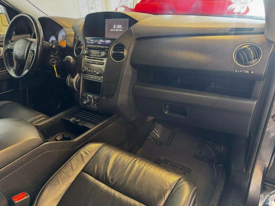 2012 Honda Pilot Touring Sport Utility 4D, available for sale in Santa Ana, California | K&T Motor LLC. Santa Ana, California 2012 Honda Pilot Touring Sport Utility 4D, available for sale in Santa Ana, California | K&T Motor LLC. Santa Ana, California