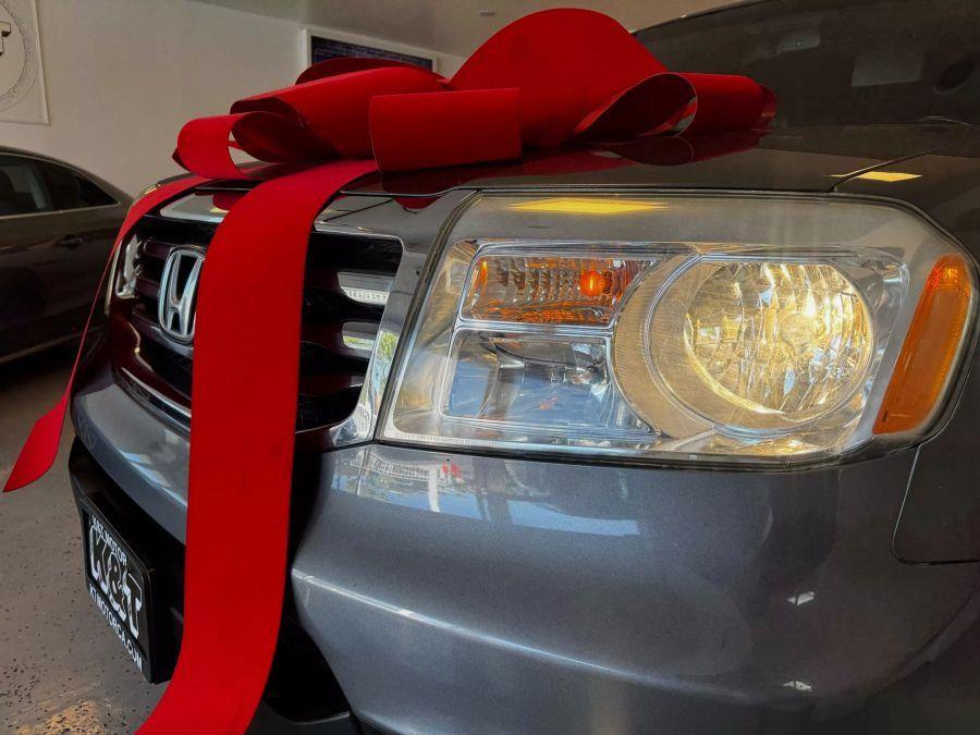 2012 Honda Pilot Touring Sport Utility 4D, available for sale in Santa Ana, California | K&T Motor LLC. Santa Ana, California 2012 Honda Pilot Touring Sport Utility 4D, available for sale in Santa Ana, California | K&T Motor LLC. Santa Ana, California