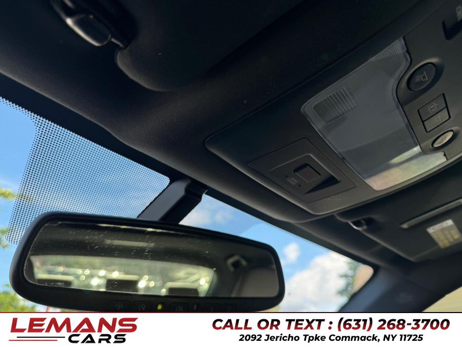 2016 Lexus IS 300 4dr Sdn AWD, available for sale in Commack, New York | Lemans Cars. Commack, New York 2016 Lexus IS 300 4dr Sdn AWD, available for sale in Commack, New York | Lemans Cars. Commack, New York