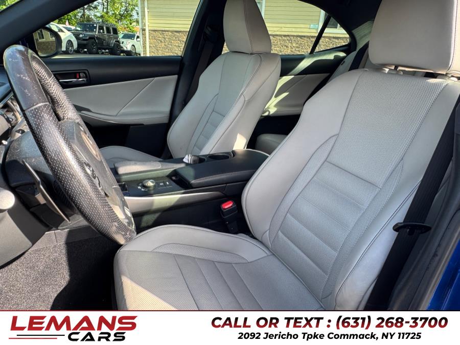 2016 Lexus IS 300 4dr Sdn AWD, available for sale in Commack, New York | Lemans Cars. Commack, New York 2016 Lexus IS 300 4dr Sdn AWD, available for sale in Commack, New York | Lemans Cars. Commack, New York
