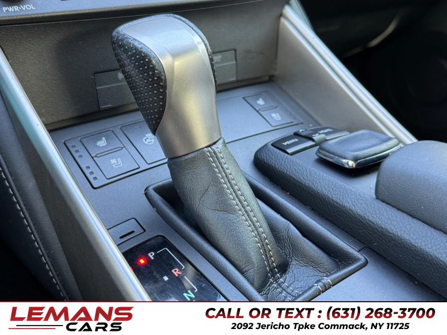 2016 Lexus IS 300 4dr Sdn AWD, available for sale in Commack, New York | Lemans Cars. Commack, New York 2016 Lexus IS 300 4dr Sdn AWD, available for sale in Commack, New York | Lemans Cars. Commack, New York