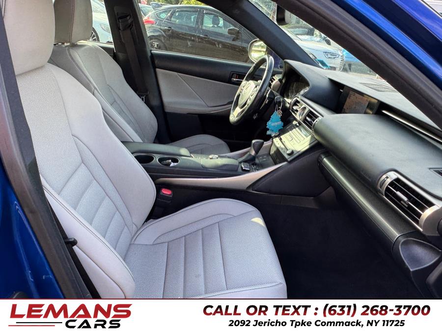 2016 Lexus IS 300 4dr Sdn AWD, available for sale in Commack, New York | Lemans Cars. Commack, New York 2016 Lexus IS 300 4dr Sdn AWD, available for sale in Commack, New York | Lemans Cars. Commack, New York