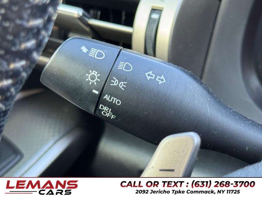 2016 Lexus IS 300 4dr Sdn AWD, available for sale in Commack, New York | Lemans Cars. Commack, New York 2016 Lexus IS 300 4dr Sdn AWD, available for sale in Commack, New York | Lemans Cars. Commack, New York