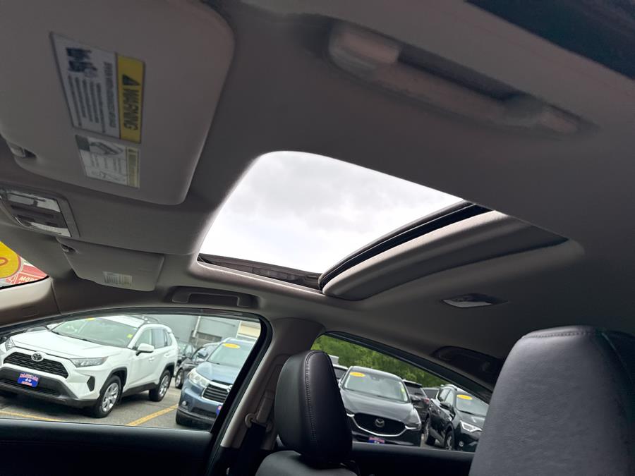 2016 Honda HR-V AWD 4dr EX-L w/Navi, available for sale in Waterbury, Connecticut | National Auto Brokers, Inc.. Waterbury, Connecticut 2016 Honda HR-V AWD 4dr EX-L w/Navi, available for sale in Waterbury, Connecticut | National Auto Brokers, Inc.. Waterbury, Connecticut