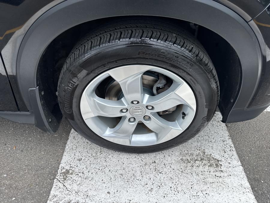2016 Honda HR-V AWD 4dr EX-L w/Navi, available for sale in Waterbury, Connecticut | National Auto Brokers, Inc.. Waterbury, Connecticut 2016 Honda HR-V AWD 4dr EX-L w/Navi, available for sale in Waterbury, Connecticut | National Auto Brokers, Inc.. Waterbury, Connecticut