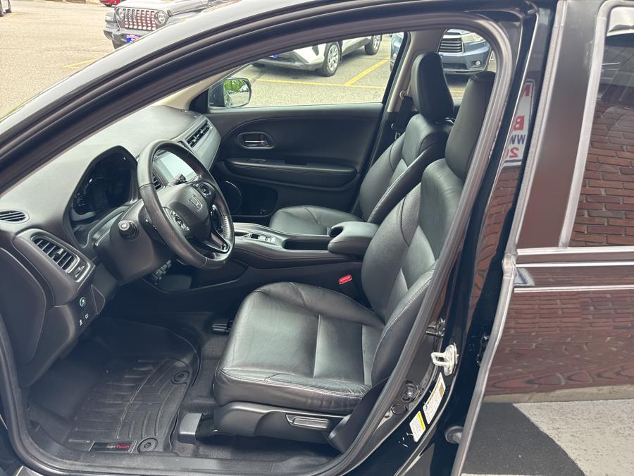 2016 Honda HR-V AWD 4dr EX-L w/Navi, available for sale in Waterbury, Connecticut | National Auto Brokers, Inc.. Waterbury, Connecticut 2016 Honda HR-V AWD 4dr EX-L w/Navi, available for sale in Waterbury, Connecticut | National Auto Brokers, Inc.. Waterbury, Connecticut
