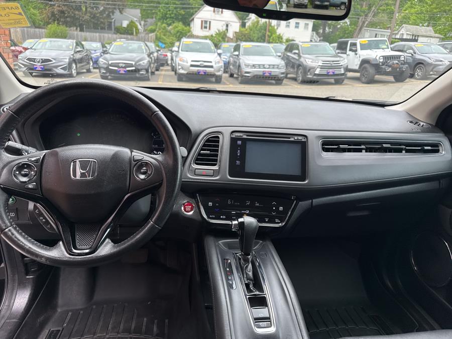 2016 Honda HR-V AWD 4dr EX-L w/Navi, available for sale in Waterbury, Connecticut | National Auto Brokers, Inc.. Waterbury, Connecticut 2016 Honda HR-V AWD 4dr EX-L w/Navi, available for sale in Waterbury, Connecticut | National Auto Brokers, Inc.. Waterbury, Connecticut