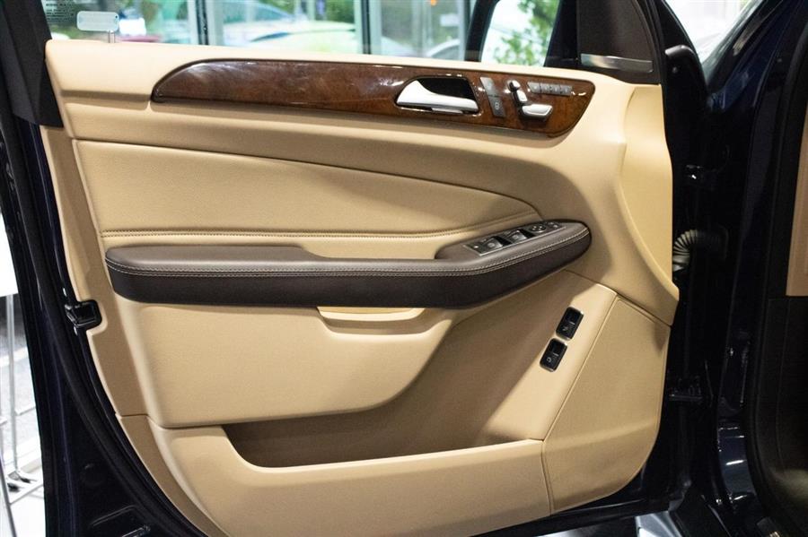 2019 Mercedes-benz Gls GLS 450 4MATIC, available for sale in Woodside, New York | Drive Central. Woodside, New York 2019 Mercedes-benz Gls GLS 450 4MATIC, available for sale in Woodside, New York | Drive Central. Woodside, New York