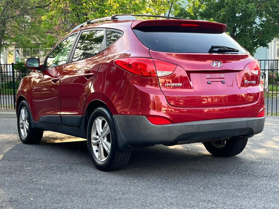 2013 Hyundai Tucson FWD 4dr Auto GLS, available for sale in Springfield, Massachusetts | Jordan Auto Sales Inc. Springfield, Massachusetts 2013 Hyundai Tucson FWD 4dr Auto GLS, available for sale in Springfield, Massachusetts | Jordan Auto Sales Inc. Springfield, Massachusetts