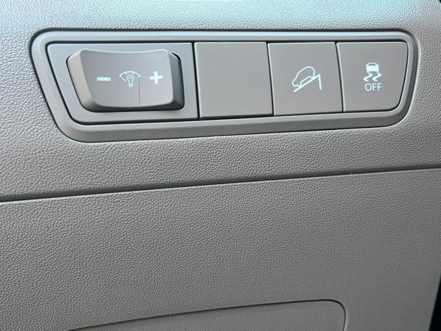 2013 Hyundai Tucson FWD 4dr Auto GLS, available for sale in Springfield, Massachusetts | Jordan Auto Sales Inc. Springfield, Massachusetts 2013 Hyundai Tucson FWD 4dr Auto GLS, available for sale in Springfield, Massachusetts | Jordan Auto Sales Inc. Springfield, Massachusetts