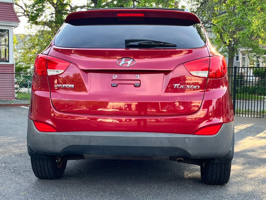 2013 Hyundai Tucson FWD 4dr Auto GLS, available for sale in Springfield, Massachusetts | Jordan Auto Sales Inc. Springfield, Massachusetts 2013 Hyundai Tucson FWD 4dr Auto GLS, available for sale in Springfield, Massachusetts | Jordan Auto Sales Inc. Springfield, Massachusetts