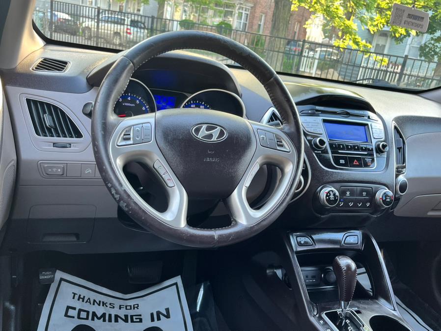 2013 Hyundai Tucson FWD 4dr Auto GLS, available for sale in Springfield, Massachusetts | Jordan Auto Sales Inc. Springfield, Massachusetts 2013 Hyundai Tucson FWD 4dr Auto GLS, available for sale in Springfield, Massachusetts | Jordan Auto Sales Inc. Springfield, Massachusetts