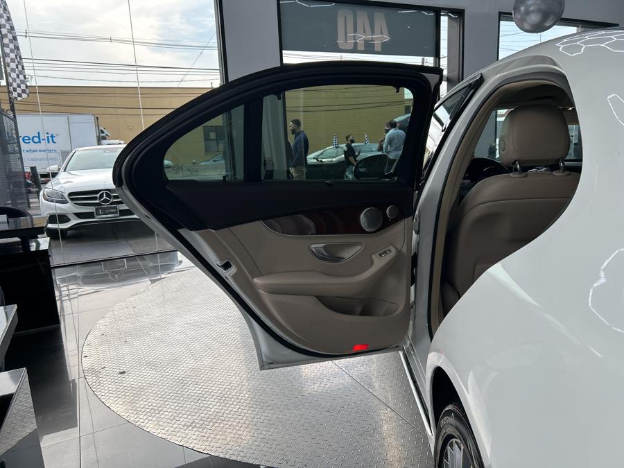 2015 Mercedes-Benz C-Class 4dr Sdn C 300 Sport 4MATIC, available for sale in Jersey City, New Jersey | Luxe Auto Galleria. Jersey City, New Jersey 2015 Mercedes-Benz C-Class 4dr Sdn C 300 Sport 4MATIC, available for sale in Jersey City, New Jersey | Luxe Auto Galleria. Jersey City, New Jersey