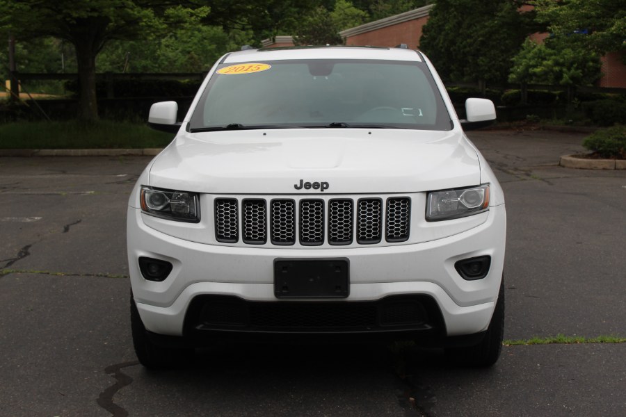 2015 Jeep Grand Cherokee 4WD 4dr Altitude, available for sale in New Britain, Connecticut | Universal Motors LLC. New Britain, Connecticut 2015 Jeep Grand Cherokee 4WD 4dr Altitude, available for sale in New Britain, Connecticut | Universal Motors LLC. New Britain, Connecticut