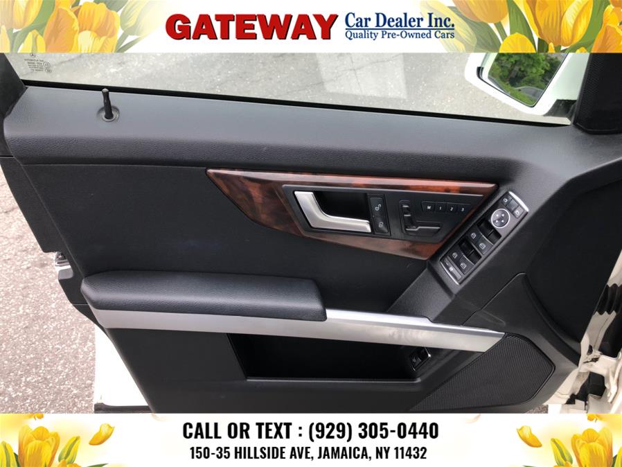 2012 Mercedes-Benz GLK-Class 4MATIC 4dr GLK350, available for sale in Hempstead, New York | VIP Auto Credit Express. Hempstead, New York 2012 Mercedes-Benz GLK-Class 4MATIC 4dr GLK350, available for sale in Hempstead, New York | VIP Auto Credit Express. Hempstead, New York