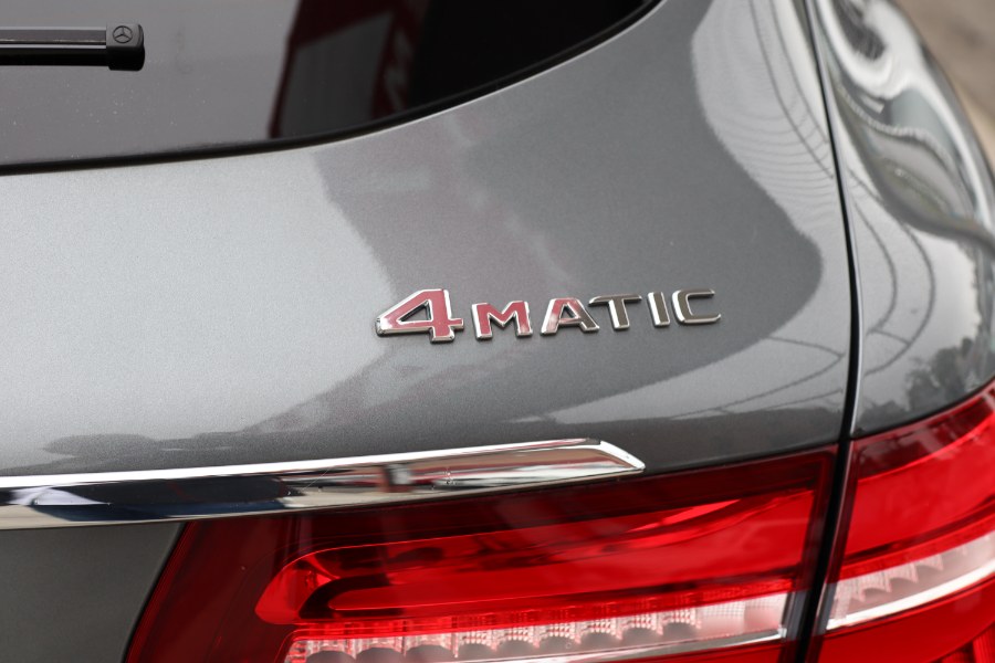 2019 Mercedes-Benz GLC GLC 300 4MATIC SUV, available for sale in Jamaica, New York | Hillside Auto Mall Inc.. Jamaica, New York 2019 Mercedes-Benz GLC GLC 300 4MATIC SUV, available for sale in Jamaica, New York | Hillside Auto Mall Inc.. Jamaica, New York