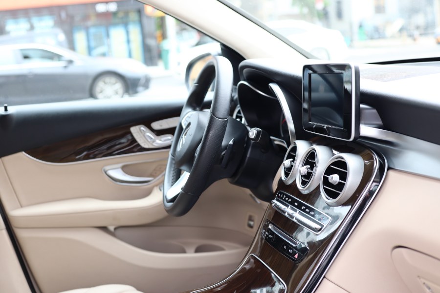 2017 Mercedes-Benz GLC GLC 300 4MATIC SUV, available for sale in Jamaica, New York | Hillside Auto Mall Inc.. Jamaica, New York 2017 Mercedes-Benz GLC GLC 300 4MATIC SUV, available for sale in Jamaica, New York | Hillside Auto Mall Inc.. Jamaica, New York