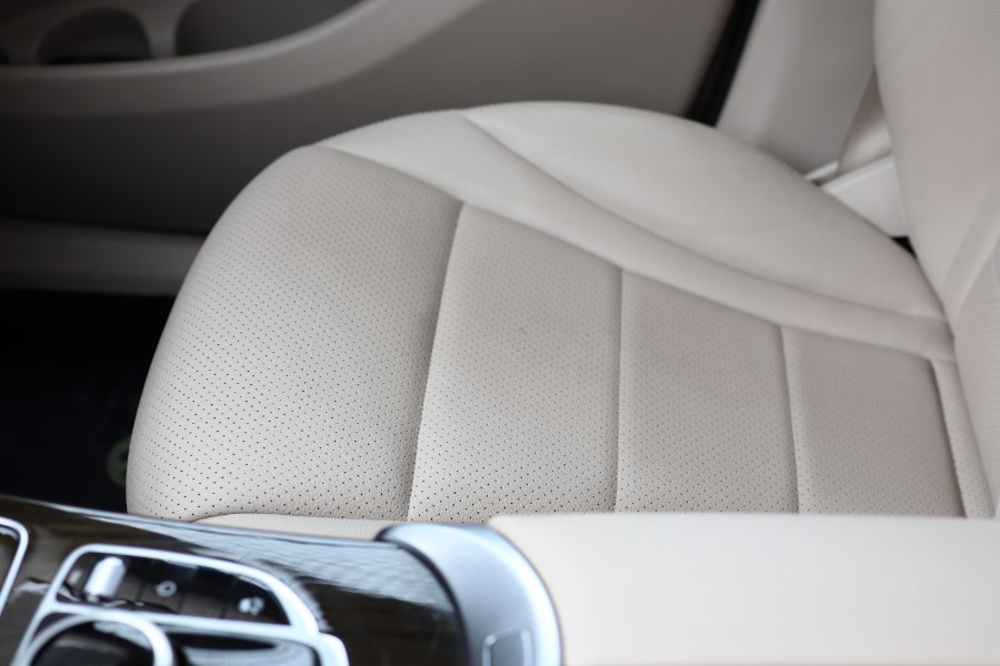 2017 Mercedes-Benz GLC GLC 300 4MATIC SUV, available for sale in Jamaica, New York | Hillside Auto Mall Inc.. Jamaica, New York 2017 Mercedes-Benz GLC GLC 300 4MATIC SUV, available for sale in Jamaica, New York | Hillside Auto Mall Inc.. Jamaica, New York