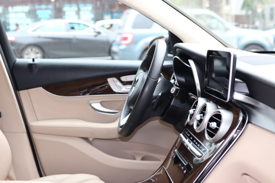 2017 Mercedes-Benz GLC GLC 300 4MATIC SUV, available for sale in Jamaica, New York | Hillside Auto Mall Inc.. Jamaica, New York 2017 Mercedes-Benz GLC GLC 300 4MATIC SUV, available for sale in Jamaica, New York | Hillside Auto Mall Inc.. Jamaica, New York