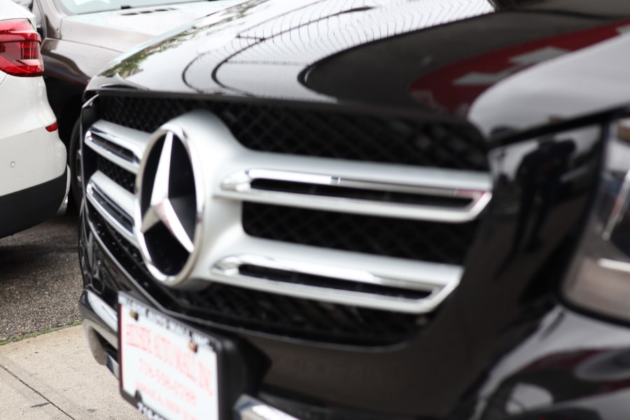 2017 Mercedes-Benz GLC GLC 300 4MATIC SUV, available for sale in Jamaica, New York | Hillside Auto Mall Inc.. Jamaica, New York 2017 Mercedes-Benz GLC GLC 300 4MATIC SUV, available for sale in Jamaica, New York | Hillside Auto Mall Inc.. Jamaica, New York