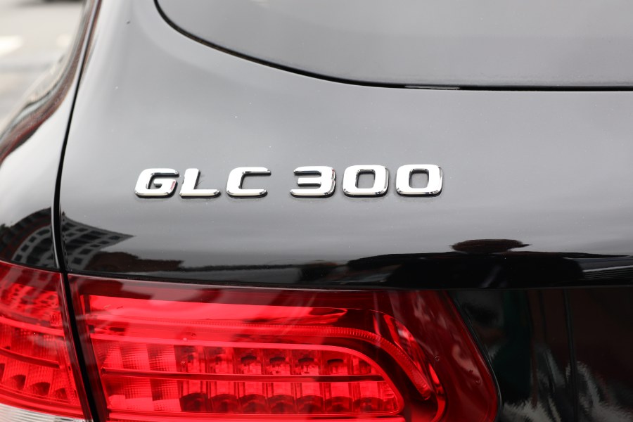 2017 Mercedes-Benz GLC GLC 300 4MATIC SUV, available for sale in Jamaica, New York | Hillside Auto Mall Inc.. Jamaica, New York 2017 Mercedes-Benz GLC GLC 300 4MATIC SUV, available for sale in Jamaica, New York | Hillside Auto Mall Inc.. Jamaica, New York