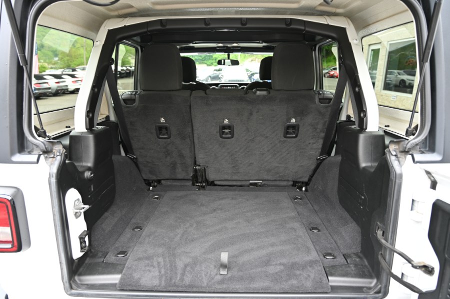 2020 Jeep Wrangler Unlimited Unlimited Willys 4WD, available for sale in Waterbury, Connecticut | Highline Car Connection. Waterbury, Connecticut 2020 Jeep Wrangler Unlimited Unlimited Willys 4WD, available for sale in Waterbury, Connecticut | Highline Car Connection. Waterbury, Connecticut