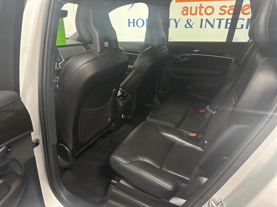 2018 Volvo XC90 T6 AWD 7-Passenger Momentum, available for sale in Plainville, Connecticut | New England Auto Sales LLC. Plainville, Connecticut 2018 Volvo XC90 T6 AWD 7-Passenger Momentum, available for sale in Plainville, Connecticut | New England Auto Sales LLC. Plainville, Connecticut
