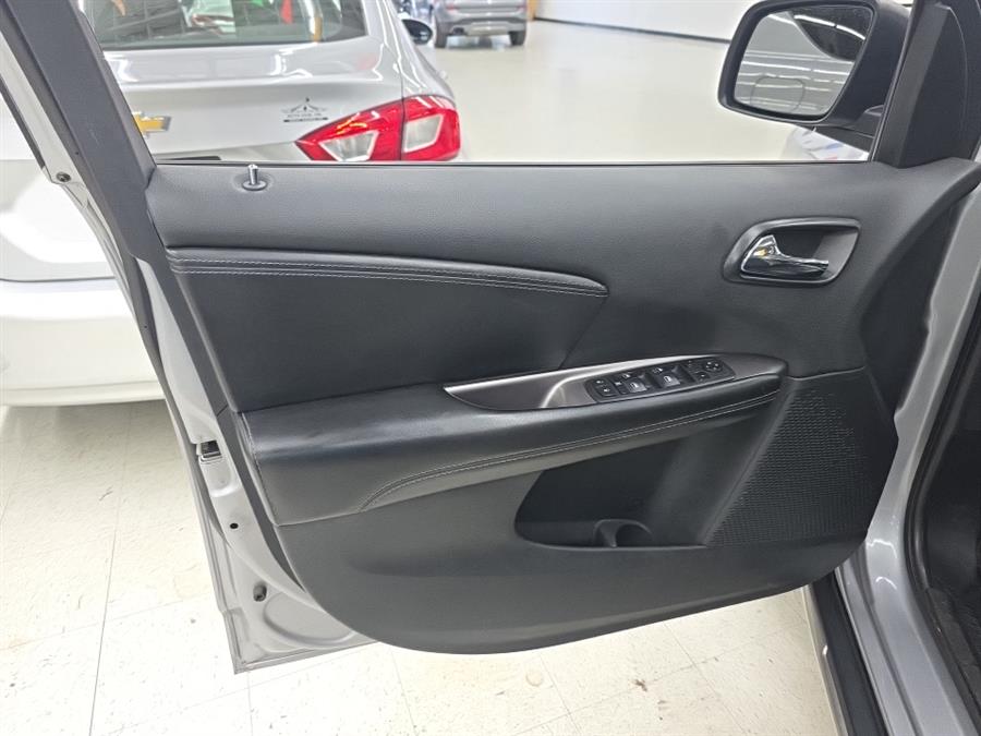 2020 Dodge Journey Crossroad FWD, available for sale in West Haven, Connecticut | Auto Fair Inc.. West Haven, Connecticut 2020 Dodge Journey Crossroad FWD, available for sale in West Haven, Connecticut | Auto Fair Inc.. West Haven, Connecticut