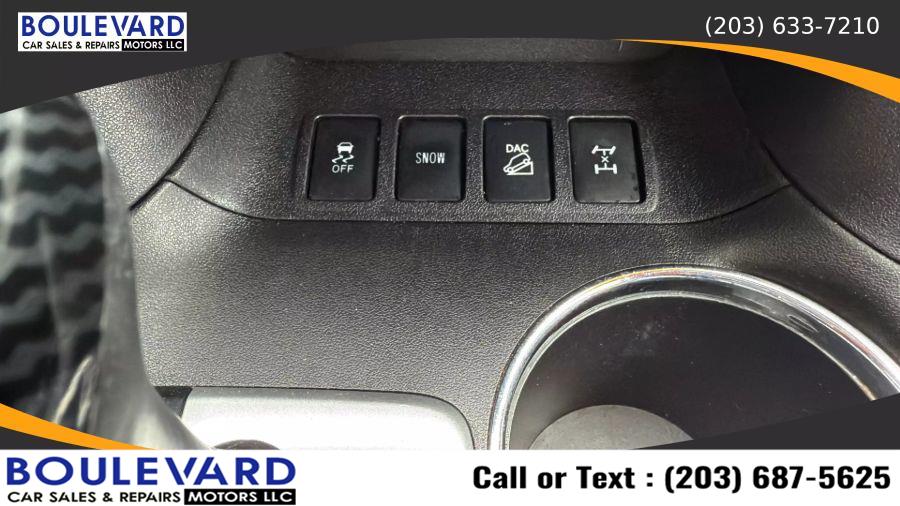 2016 Toyota Highlander Limited Sport Utility 4D, available for sale in New Haven, Connecticut | Boulevard Motors LLC. New Haven, Connecticut 2016 Toyota Highlander Limited Sport Utility 4D, available for sale in New Haven, Connecticut | Boulevard Motors LLC. New Haven, Connecticut
