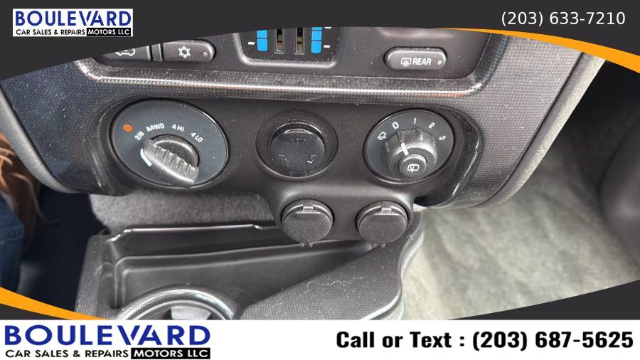 2004 GMC Envoy SLT Sport Utility 4D, available for sale in New Haven, Connecticut | Boulevard Motors LLC. New Haven, Connecticut 2004 GMC Envoy SLT Sport Utility 4D, available for sale in New Haven, Connecticut | Boulevard Motors LLC. New Haven, Connecticut