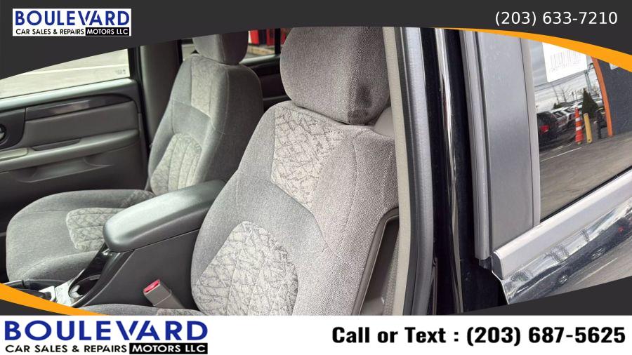 2004 GMC Envoy SLT Sport Utility 4D, available for sale in New Haven, Connecticut | Boulevard Motors LLC. New Haven, Connecticut 2004 GMC Envoy SLT Sport Utility 4D, available for sale in New Haven, Connecticut | Boulevard Motors LLC. New Haven, Connecticut