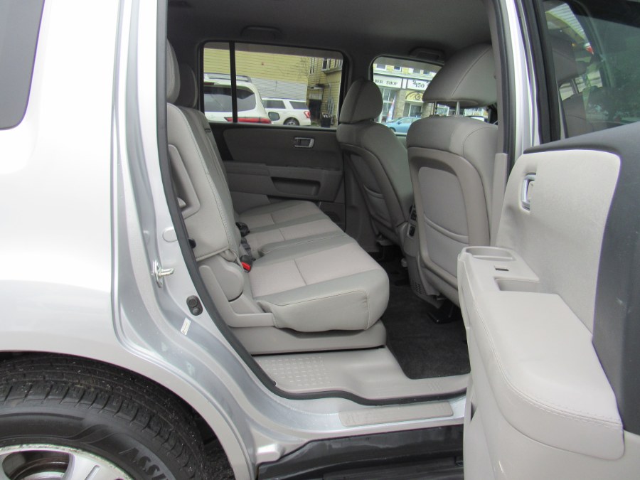 2014 Honda Pilot EX, available for sale in Worcester, Massachusetts | Hilario's Auto Sales Inc.. Worcester, Massachusetts 2014 Honda Pilot EX, available for sale in Worcester, Massachusetts | Hilario's Auto Sales Inc.. Worcester, Massachusetts