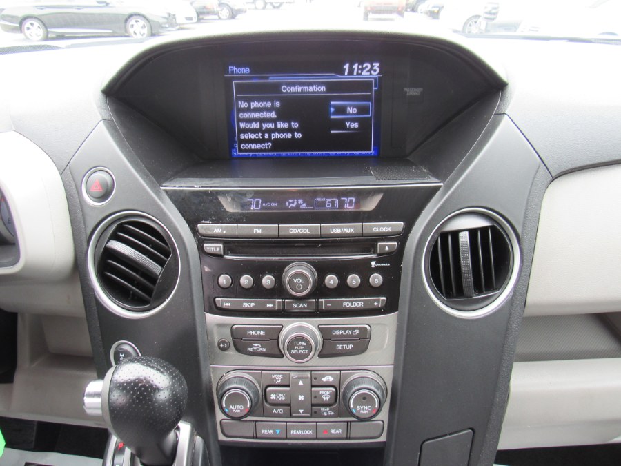 2014 Honda Pilot EX, available for sale in Worcester, Massachusetts | Hilario's Auto Sales Inc.. Worcester, Massachusetts 2014 Honda Pilot EX, available for sale in Worcester, Massachusetts | Hilario's Auto Sales Inc.. Worcester, Massachusetts