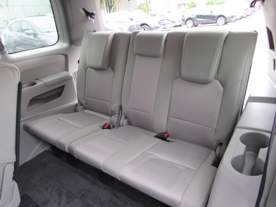 2014 Honda Pilot EX, available for sale in Worcester, Massachusetts | Hilario's Auto Sales Inc.. Worcester, Massachusetts 2014 Honda Pilot EX, available for sale in Worcester, Massachusetts | Hilario's Auto Sales Inc.. Worcester, Massachusetts