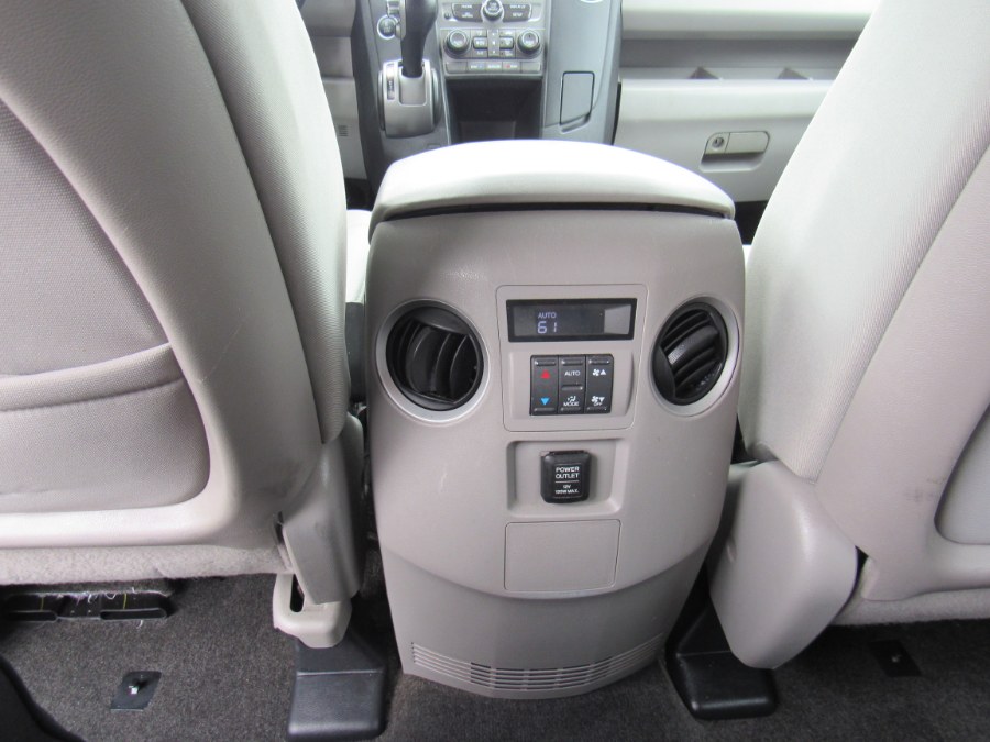 2014 Honda Pilot EX, available for sale in Worcester, Massachusetts | Hilario's Auto Sales Inc.. Worcester, Massachusetts 2014 Honda Pilot EX, available for sale in Worcester, Massachusetts | Hilario's Auto Sales Inc.. Worcester, Massachusetts