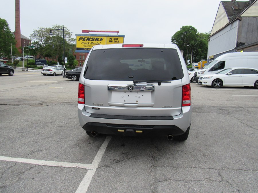 2014 Honda Pilot EX, available for sale in Worcester, Massachusetts | Hilario's Auto Sales Inc.. Worcester, Massachusetts 2014 Honda Pilot EX, available for sale in Worcester, Massachusetts | Hilario's Auto Sales Inc.. Worcester, Massachusetts