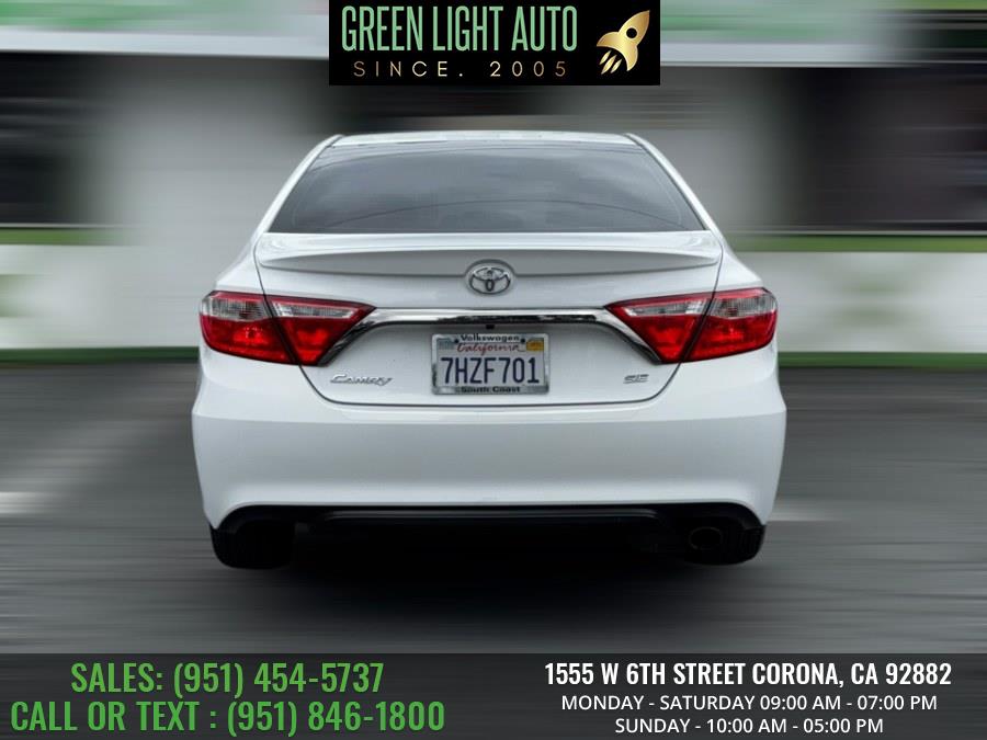2015 Toyota Camry 4dr Sdn I4 Auto SE (Natl), available for sale in Corona, California | Green Light Auto. Corona, California 2015 Toyota Camry 4dr Sdn I4 Auto SE (Natl), available for sale in Corona, California | Green Light Auto. Corona, California