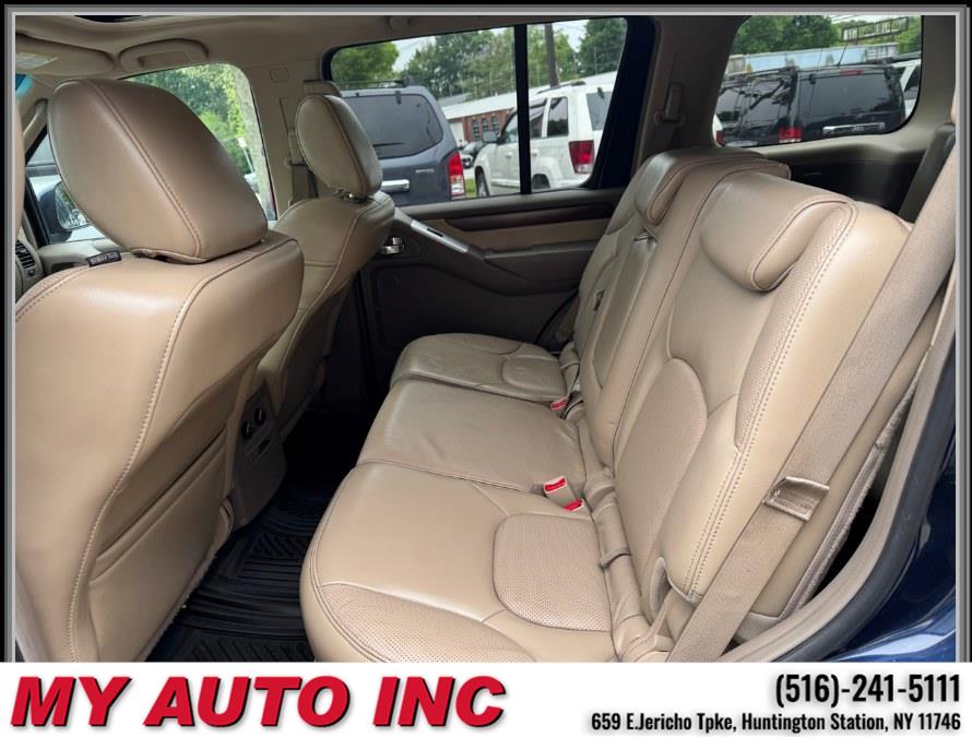 2011 Nissan Pathfinder 4WD 4dr V6 LE, available for sale in Huntington Station, New York | My Auto Inc.. Huntington Station, New York 2011 Nissan Pathfinder 4WD 4dr V6 LE, available for sale in Huntington Station, New York | My Auto Inc.. Huntington Station, New York