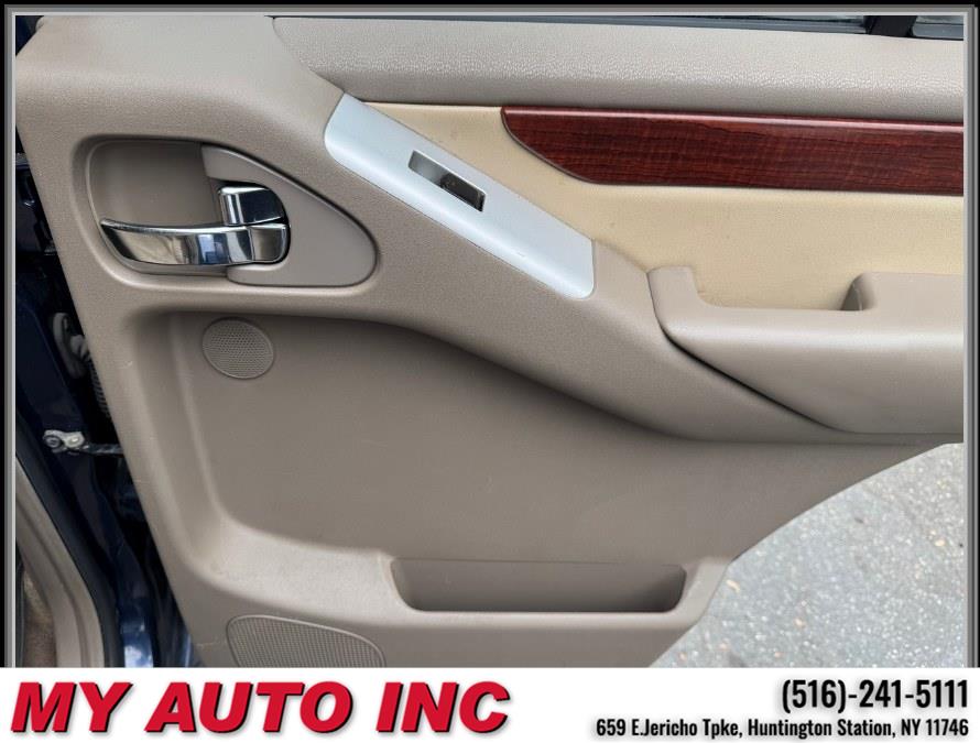 2011 Nissan Pathfinder 4WD 4dr V6 LE, available for sale in Huntington Station, New York | My Auto Inc.. Huntington Station, New York 2011 Nissan Pathfinder 4WD 4dr V6 LE, available for sale in Huntington Station, New York | My Auto Inc.. Huntington Station, New York