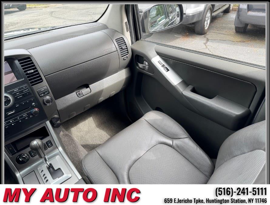 2012 Nissan Pathfinder 4WD 4dr V6 Silver, available for sale in Huntington Station, New York | My Auto Inc.. Huntington Station, New York 2012 Nissan Pathfinder 4WD 4dr V6 Silver, available for sale in Huntington Station, New York | My Auto Inc.. Huntington Station, New York