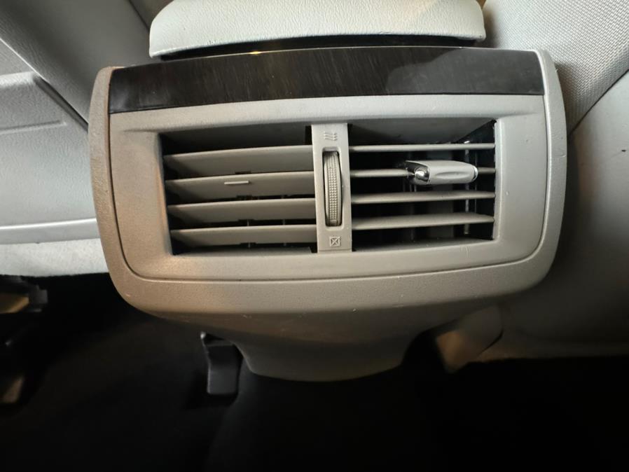 2014 Toyota Venza 4dr Wgn I4 AWD LE (Natl), available for sale in West Hartford, Connecticut | AutoMax. West Hartford, Connecticut 2014 Toyota Venza 4dr Wgn I4 AWD LE (Natl), available for sale in West Hartford, Connecticut | AutoMax. West Hartford, Connecticut