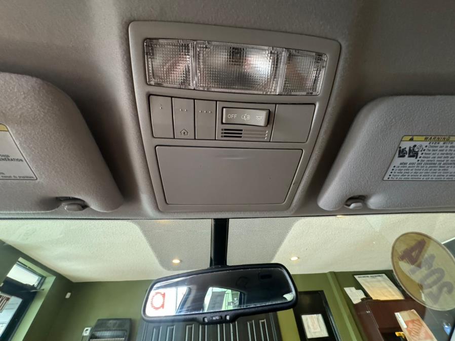 2014 Toyota Venza 4dr Wgn I4 AWD LE (Natl), available for sale in West Hartford, Connecticut | AutoMax. West Hartford, Connecticut 2014 Toyota Venza 4dr Wgn I4 AWD LE (Natl), available for sale in West Hartford, Connecticut | AutoMax. West Hartford, Connecticut