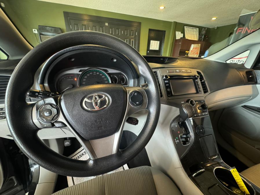 2014 Toyota Venza 4dr Wgn I4 AWD LE (Natl), available for sale in West Hartford, Connecticut | AutoMax. West Hartford, Connecticut 2014 Toyota Venza 4dr Wgn I4 AWD LE (Natl), available for sale in West Hartford, Connecticut | AutoMax. West Hartford, Connecticut