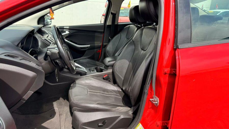 2014 Ford Focus SE Sedan 4D, available for sale in Linden, New Jersey | Route 27 Auto Mall. Linden, New Jersey 2014 Ford Focus SE Sedan 4D, available for sale in Linden, New Jersey | Route 27 Auto Mall. Linden, New Jersey